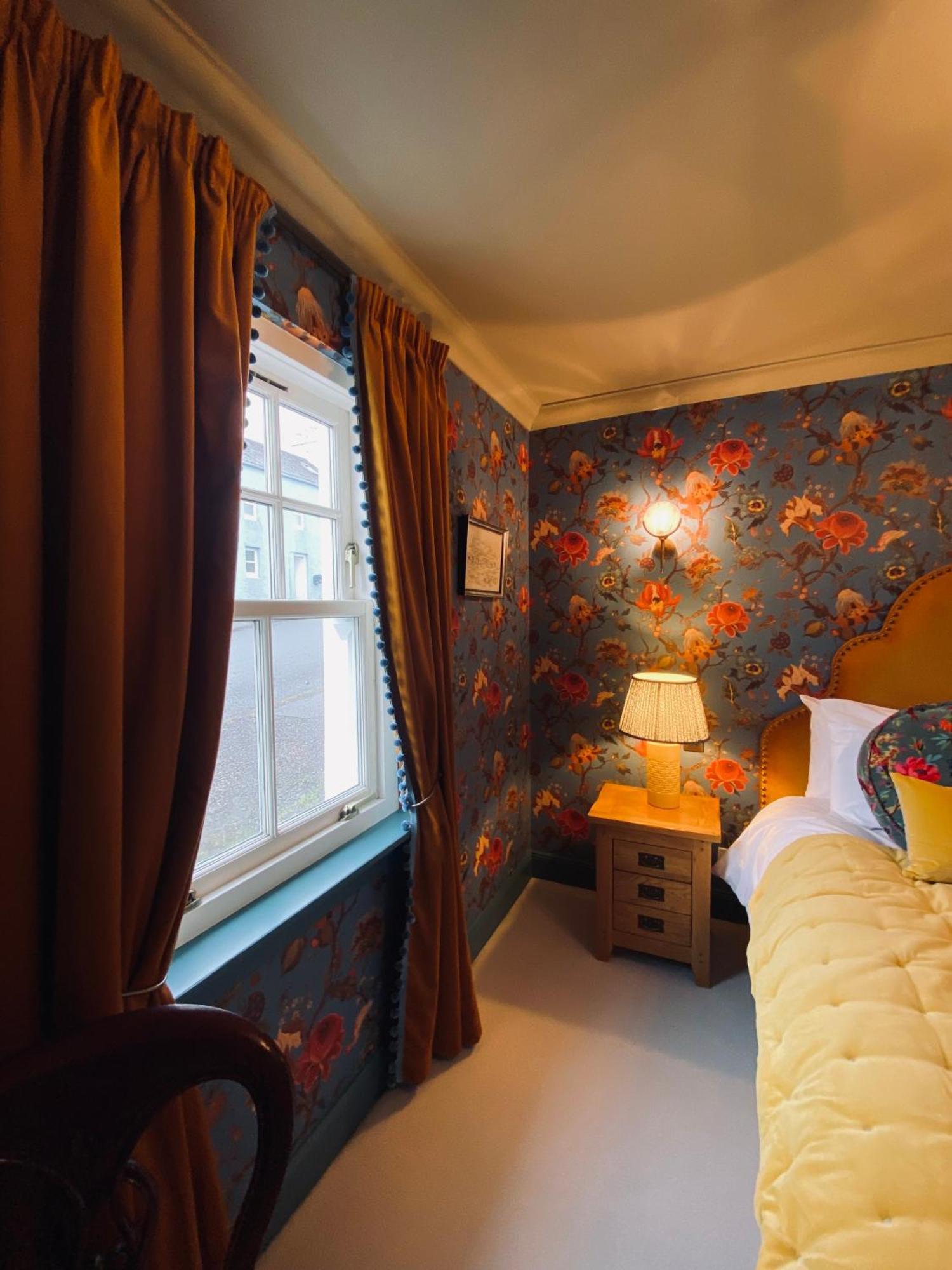 Roslyn House Hotel Tobermory Kültér fotó